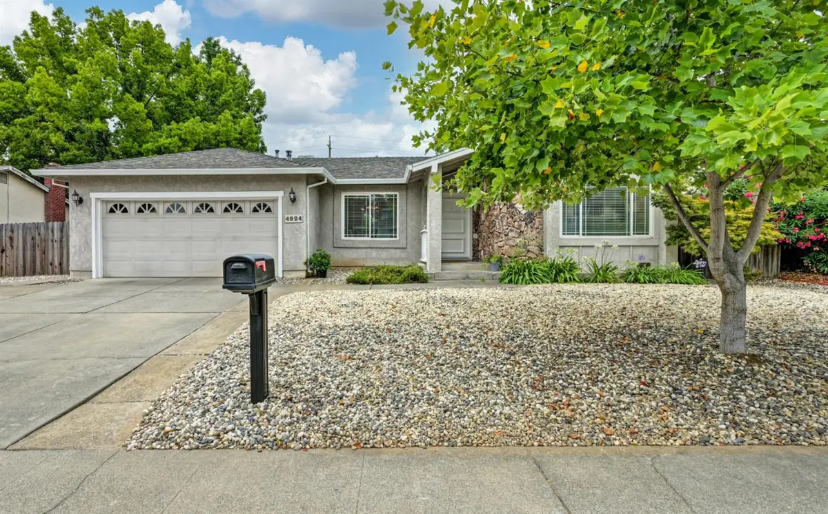 4924 Olive Oak Way, Carmichael, CA 95608 - #1