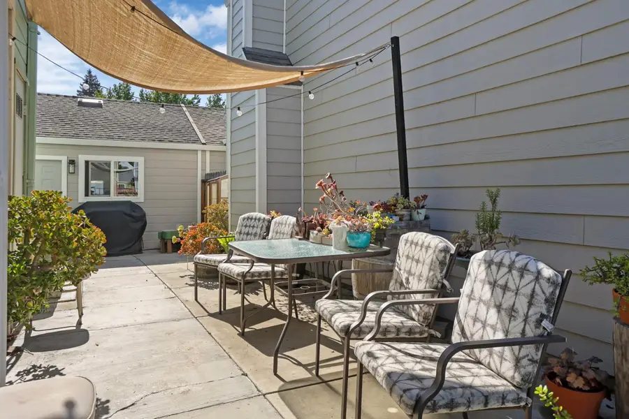426 Benjamin Place, Manteca, CA 95337 - #2
