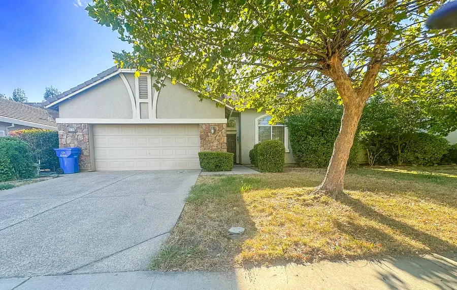 9630 Mckenna Drive, Elk Grove, CA 95757 - #2