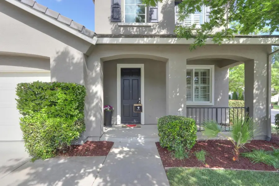 615 Watercolor Lane, West Sacramento, CA 95605 - #2