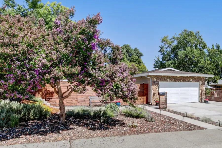 1308 Champion Oaks Drive, Roseville, CA 95661 - #2