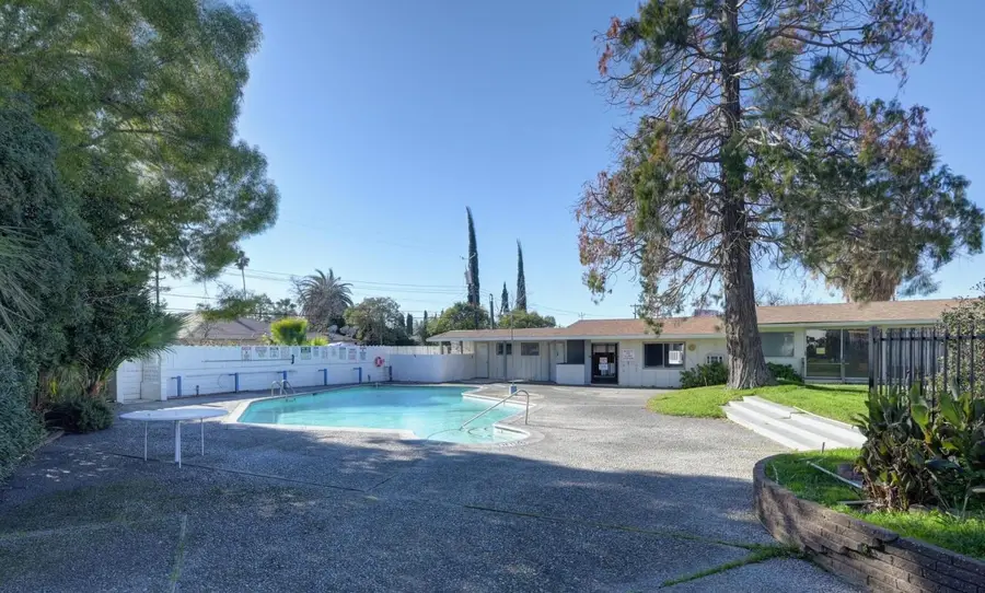 3440 Fulton Avenue #33, Sacramento, CA 95821 - #2