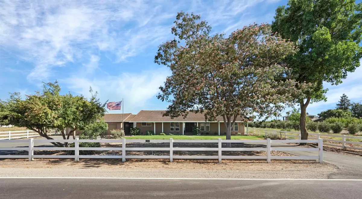 5764 W Kingdon Road, Lodi, CA 95242 - #1