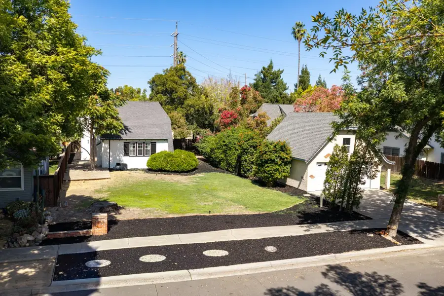 205 Maynell Avenue, Modesto, CA 95354 - #2