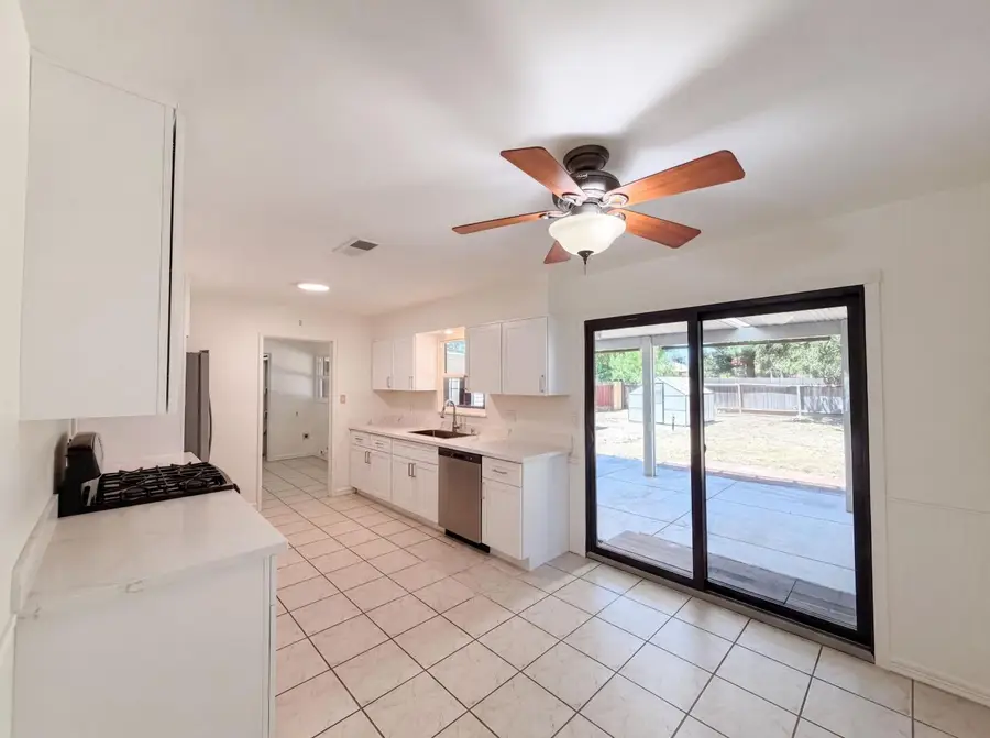719 N Crescent Avenue, Lodi, CA 95240 - #2