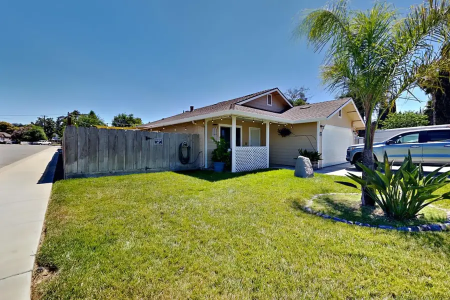 528 D Street, Waterford, CA 95386 - #2
