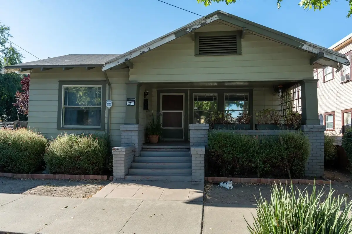 211 E Willow Street, Stockton, CA 95202 - #1