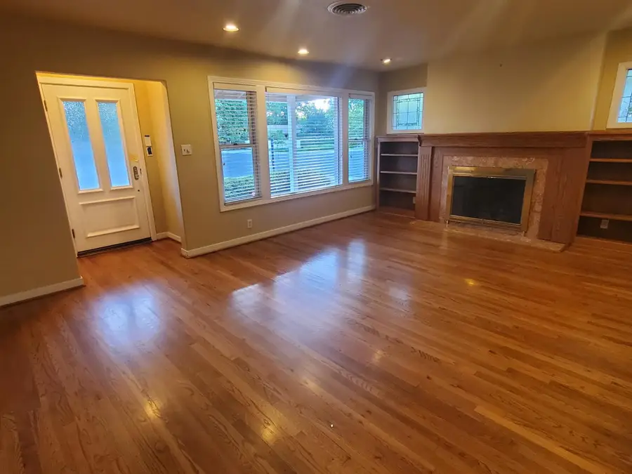 1020 Sycamore Avenue, Modesto, CA 95350 - #2