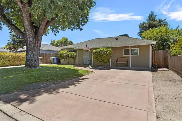 1032 Hawthorne Avenue, Modesto, CA 95350