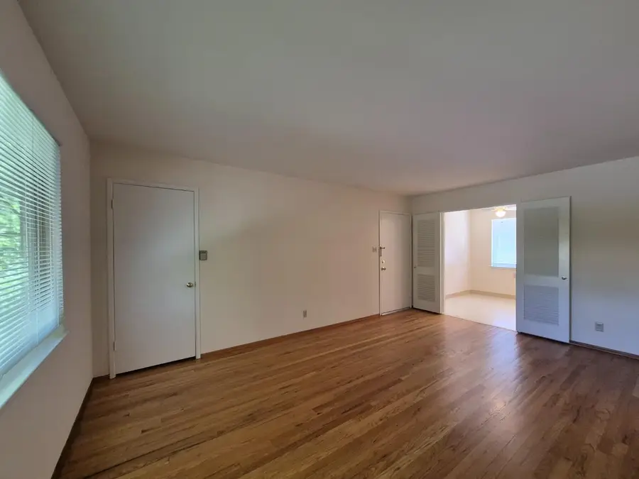 4501 Del Rio Road, Sacramento, CA 95822 - #2
