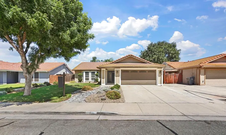 1860 Bristlecone Drive, Tracy, CA 95376 - #2