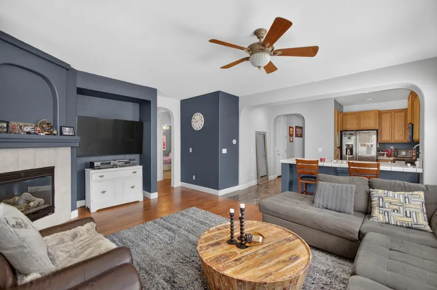 1824 Dawnelle Way, Sacramento, CA 95835 - #2