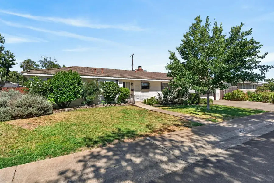 9528 Sara Street, Elk Grove, CA 95624 - #3