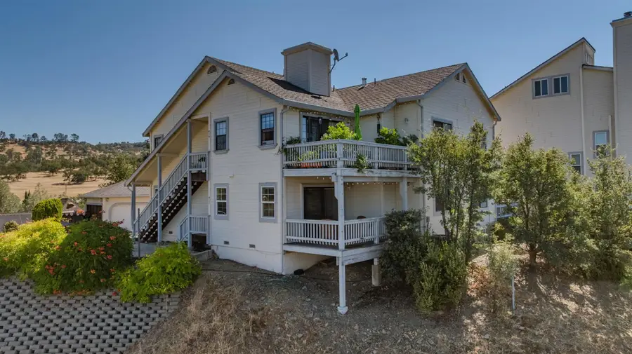 432 Hilltop Estates Dr, Copperopolis, CA 95228 - #2