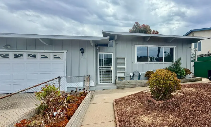 1712 Soto Street, Seaside, CA 93955 - #3
