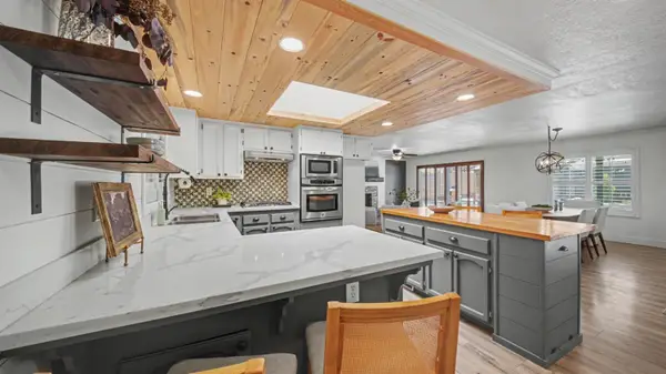 2708 Catala Way, Modesto, CA 95356