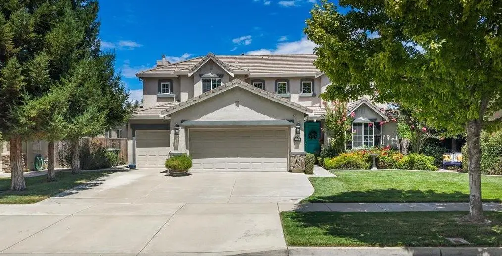 253 W Shasta Avenue, Ripon, CA 95366 - #1