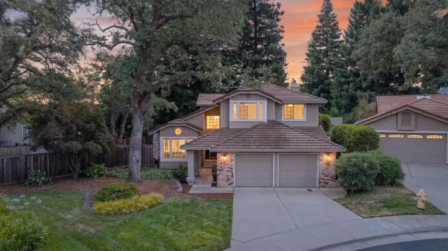 109 Guernsey Court, Folsom, CA 95630 - #2