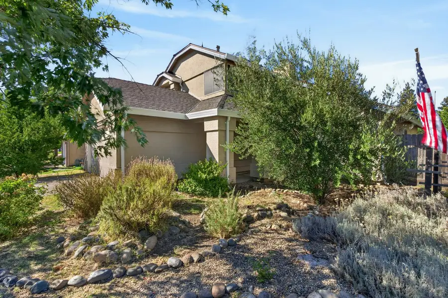 6413 Alpinespring Way, Elk Grove, CA 95758 - #2