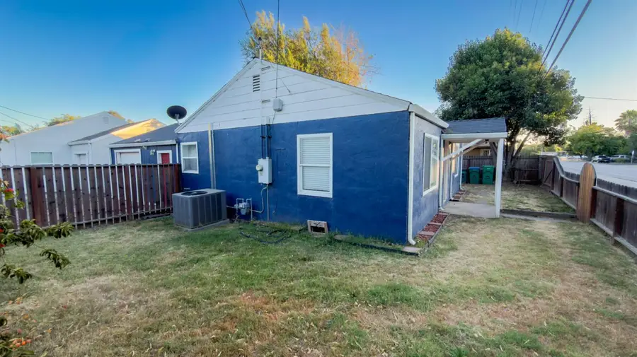 4532 E Washington Street, Stockton, CA 95215 - #3