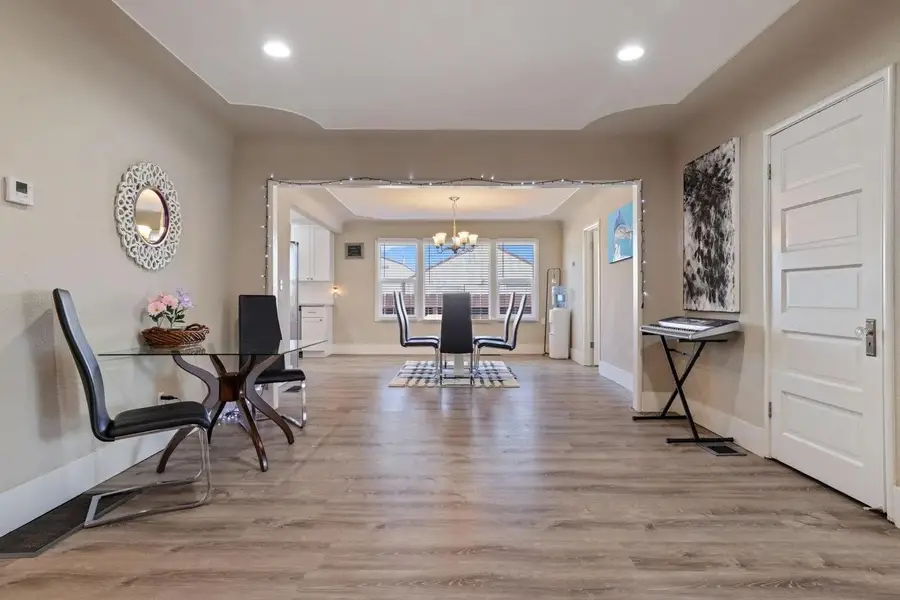 213 S Walnut Avenue, Ripon, CA 95366 - #2