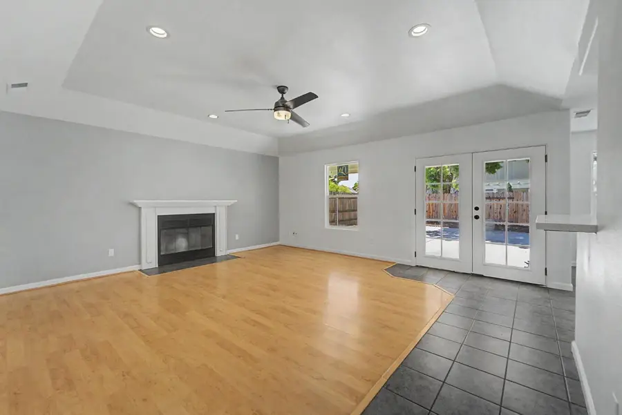 1738 W Joseph Street, Yuba City, CA 95993 - #2