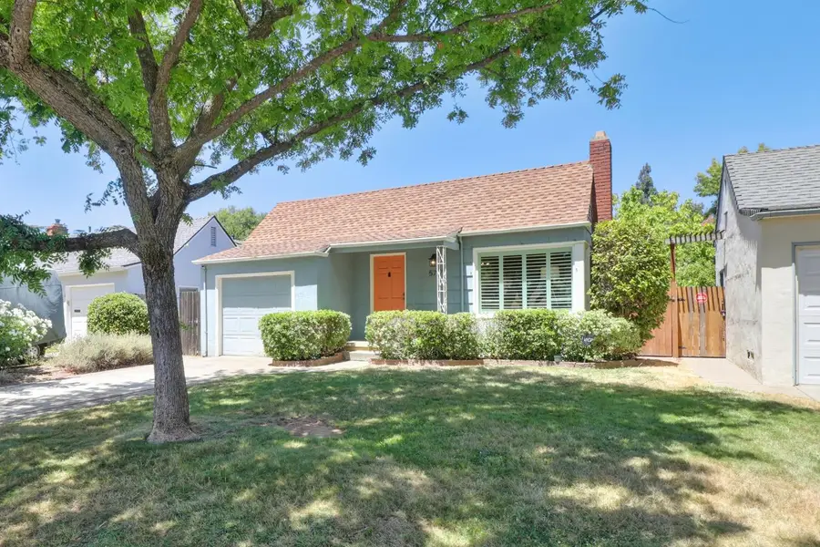 5717 8th Avenue, Sacramento, CA 95820 - #2