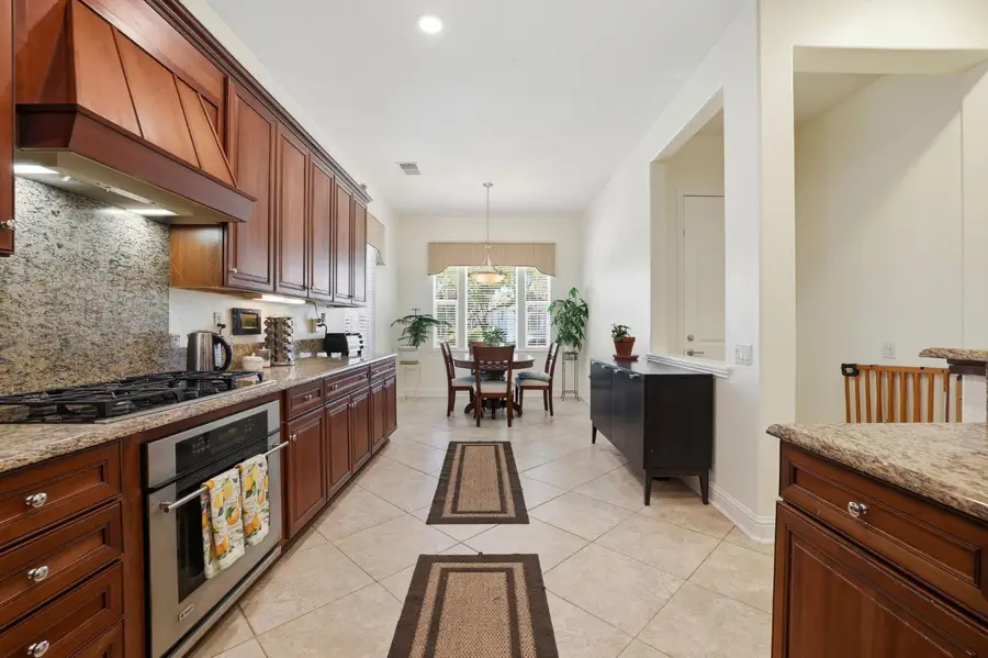 2064 Benton Loop, Roseville, CA 95747 - #2