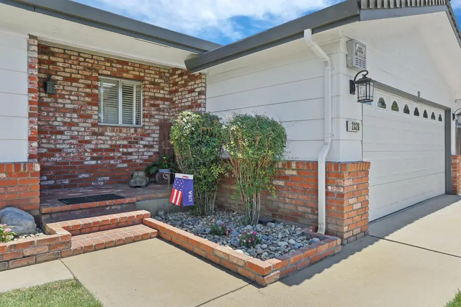 2326 Alpine, Lodi, CA 95240 - #3
