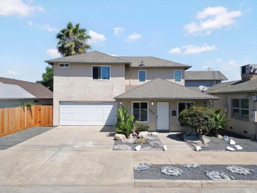 358 S 3rd Avenue, Oakdale, CA 95361 - #3