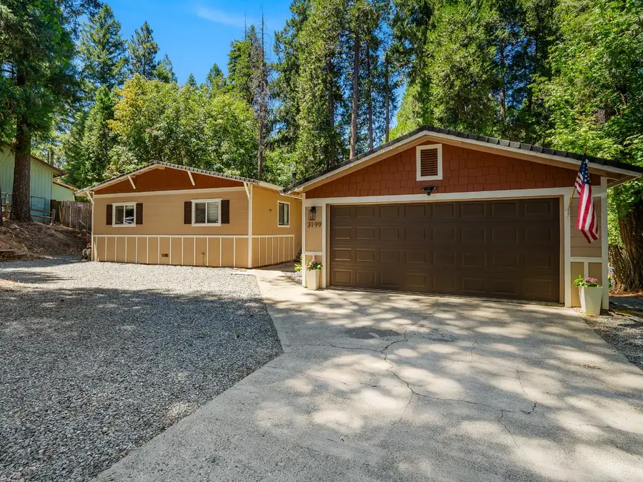 3199 Castlewood Circle, Pollock Pines, CA 95726 - #3