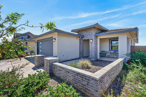 11612 Tarcoles Way, Rancho Cordova, CA 95742