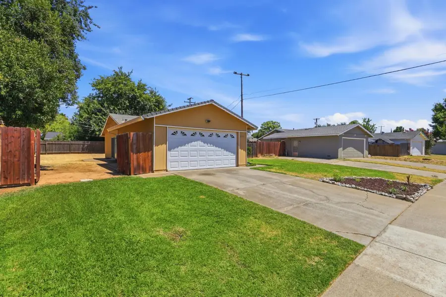 3005 La Rue Way, Rancho Cordova, CA 95670 - #2