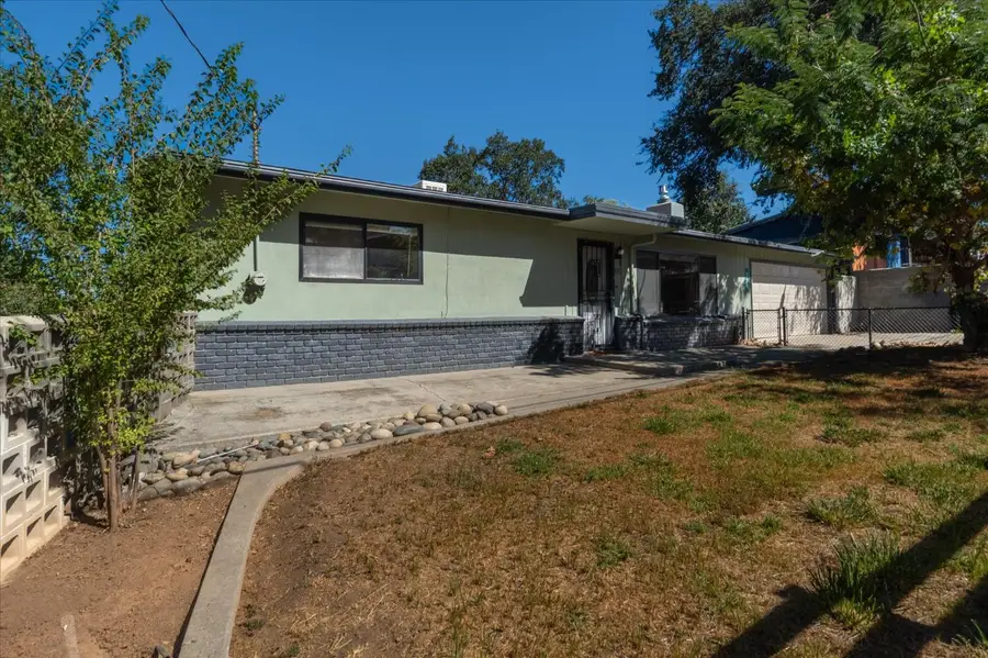 558 Amador Avenue, Angels Camp, CA 95222 - #2
