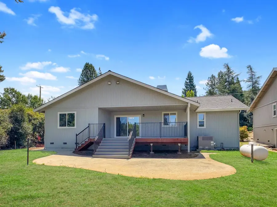 11318 Torrey Pines Drive, Auburn, CA 95602 - #2