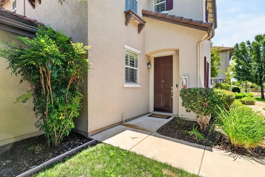 501 Picasso Way, Folsom, CA 95630 - #3