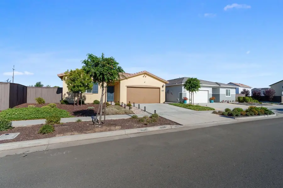 1300 Dusty Maiden Drive, Plumas Lake, CA 95961 - #3