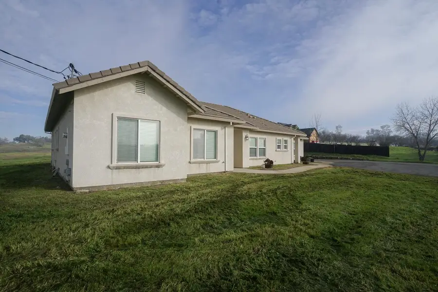 3255 Village Drive, Ione, CA 95640 - #2
