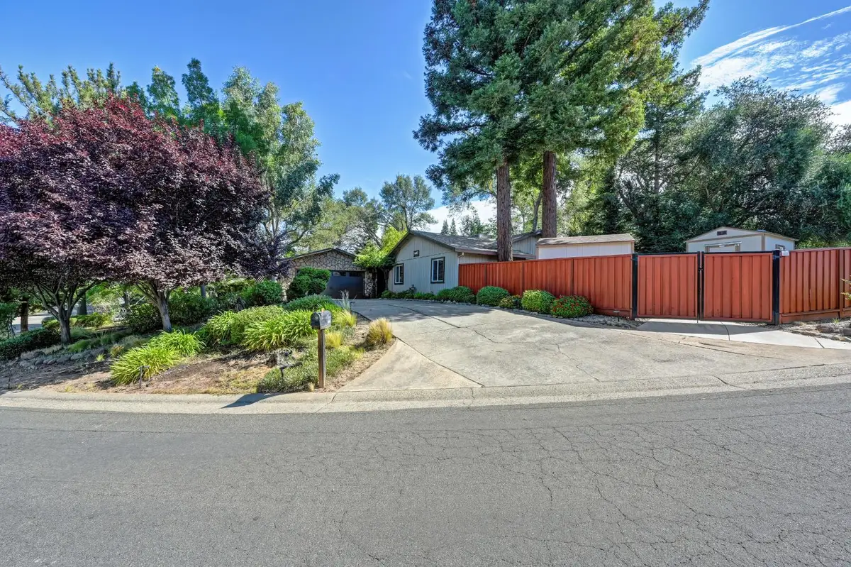 8615 Ackerman Way, Fair Oaks, CA 95628 - #1