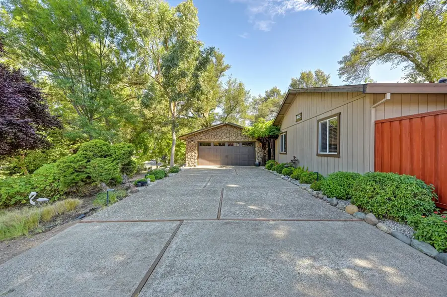 8615 Ackerman Way, Fair Oaks, CA 95628 - #2
