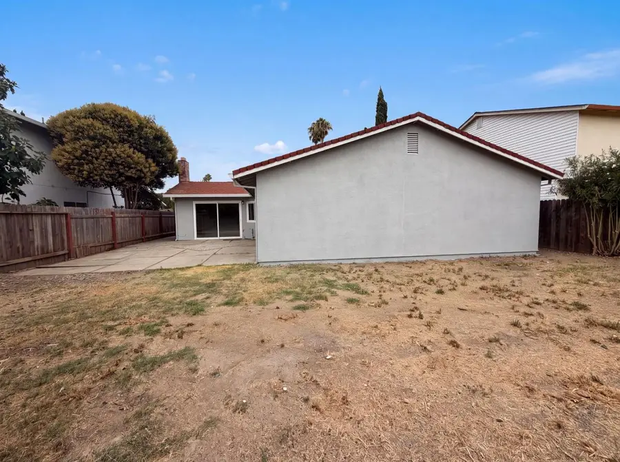 7804 Mcclintock Way, Sacramento, CA 95828 - #2