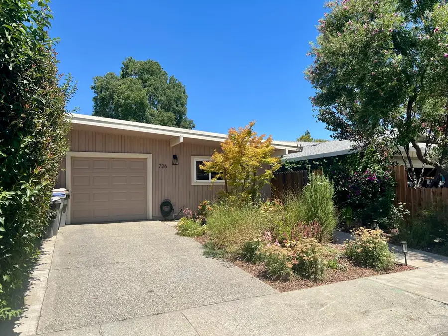 726 Borchard Court, Woodland, CA 95695 - #3