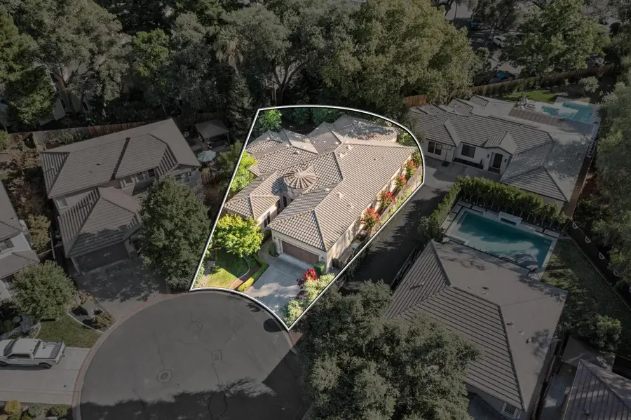 8095 Village Estates Lane, Fair Oaks, CA 95628 - #3