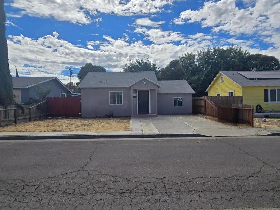 1221 Center Lane, Los Banos, CA 93635 - #2