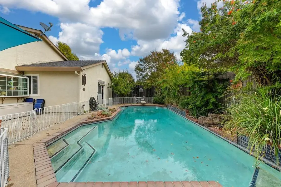 9284 Linda Rio Drive, Sacramento, CA 95826 - #3