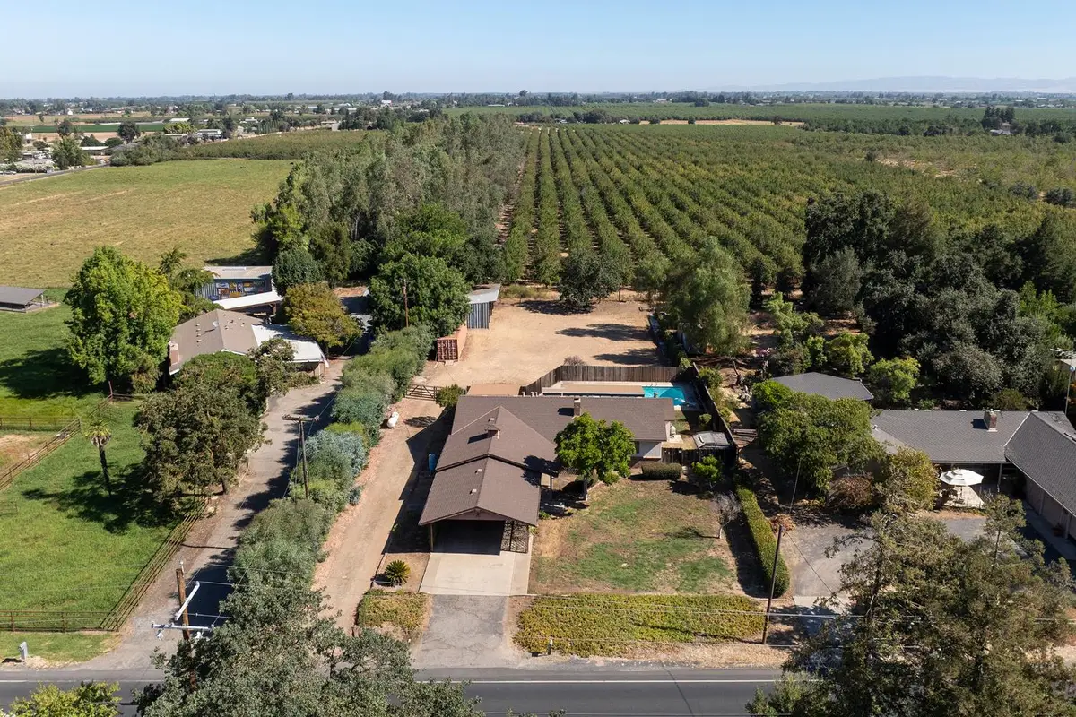 5101 River Road, Oakdale, CA 95361 - #1