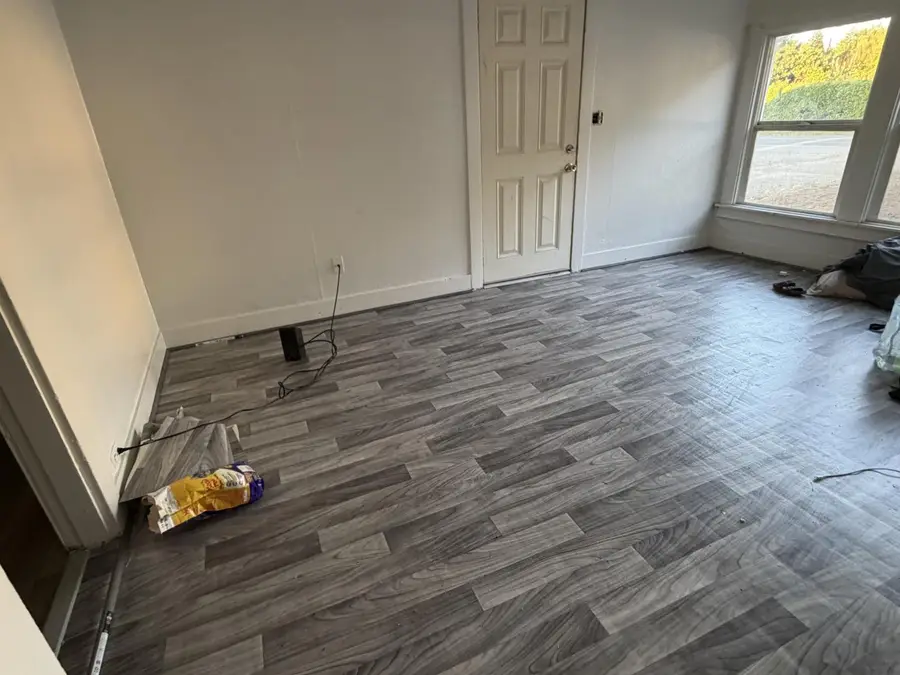 285 S Barrett, Yuba City, CA 95991 - #2