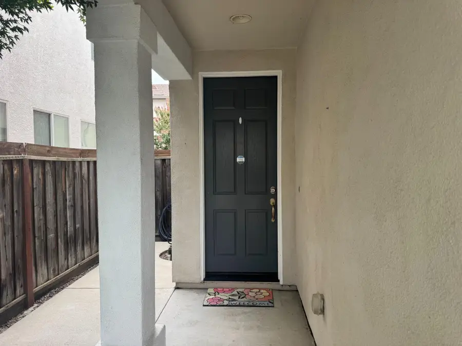 8902 Great Rock Circle, Sacramento, CA 95829 - #2