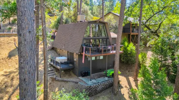 12855 Mueller Dr., Groveland, CA 95321