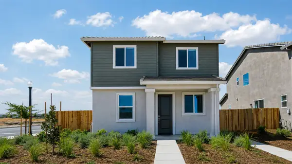 2086 Creekstone Way, Sacramento, CA 95832